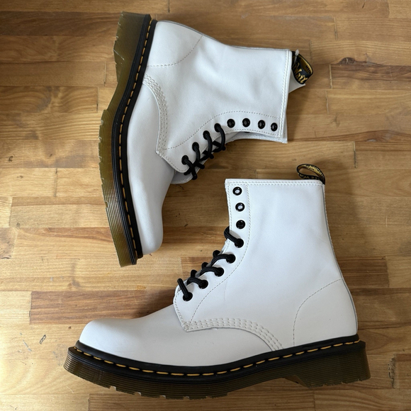 Dr Martens 1460 Boots Women's Original Leather White Size 9 - Picture 5 of 10